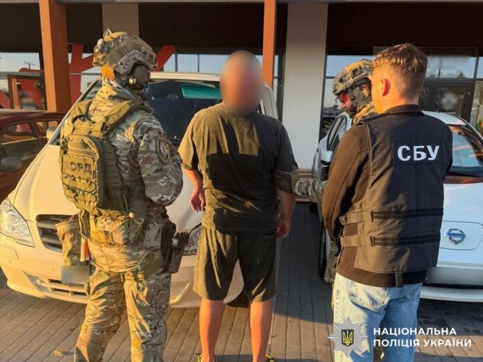 Інструктував, як ховатися від перевірок: на Вінниччині викрили пособника незаконного переправлення через кордон