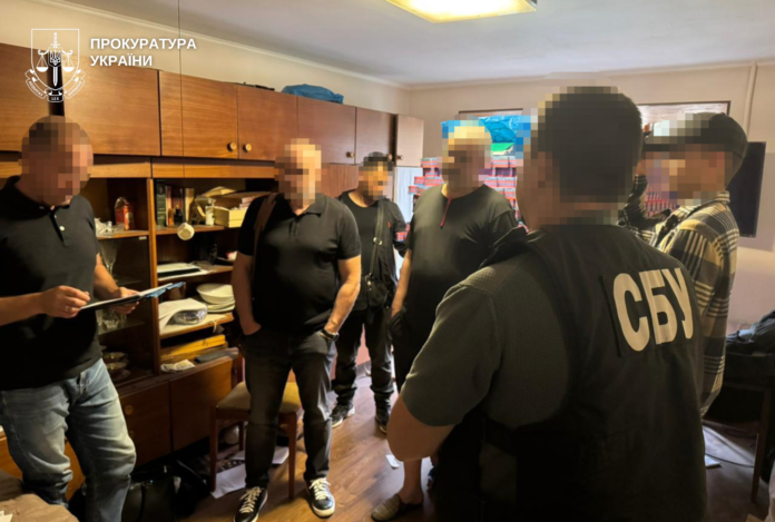 Заклики до повалення влади та виправдання агресії РФ: на Вінниччині розслідують справу двох підозрюваних
