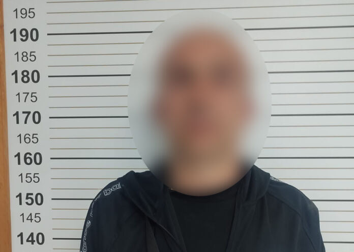 Викинув авто і пішов пішки: під Вінницею нетверезий пасажир угнав машину після конфлікту з водієм